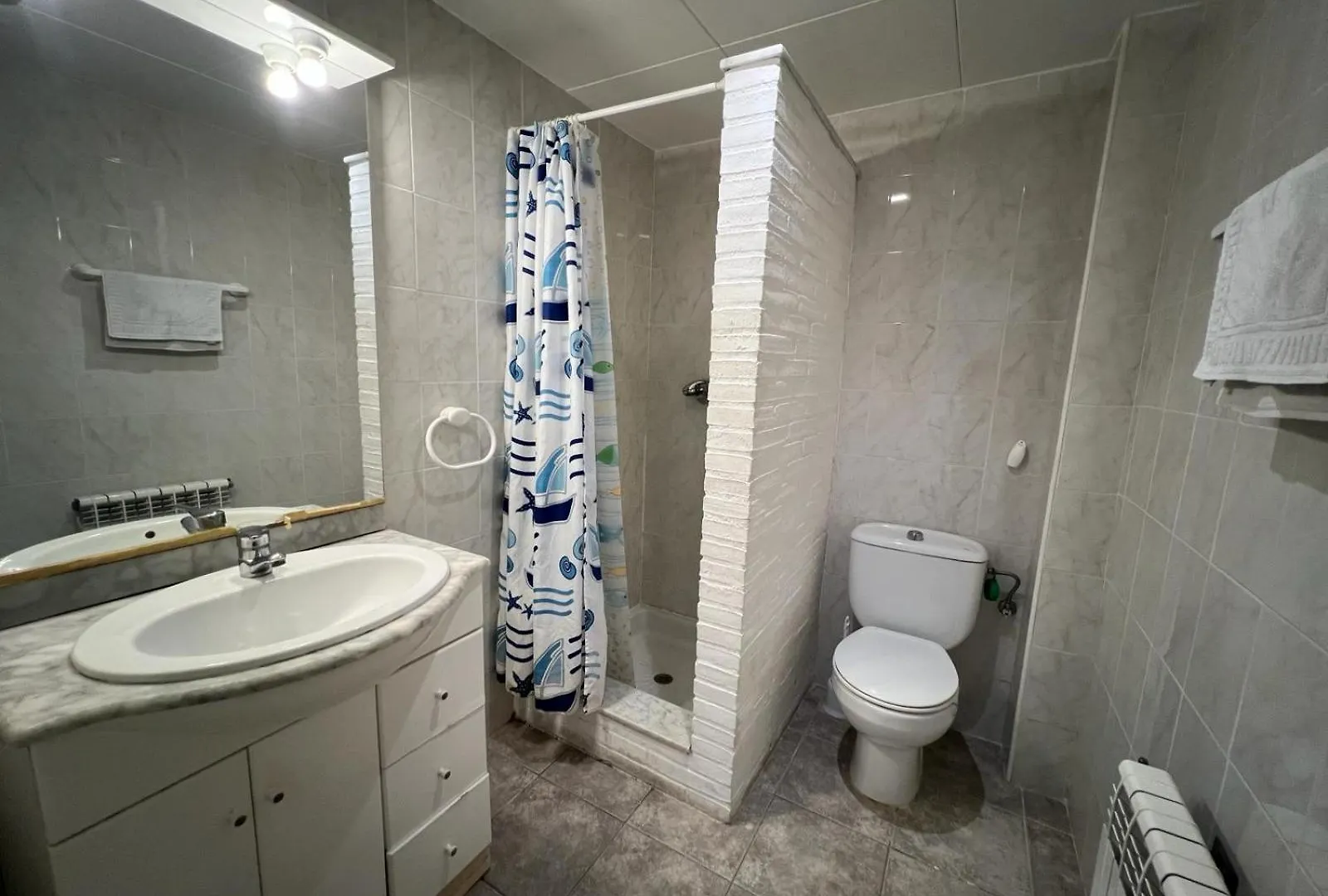 톨로엘라데몽트그리 Casa Buckingham 27B 아파트